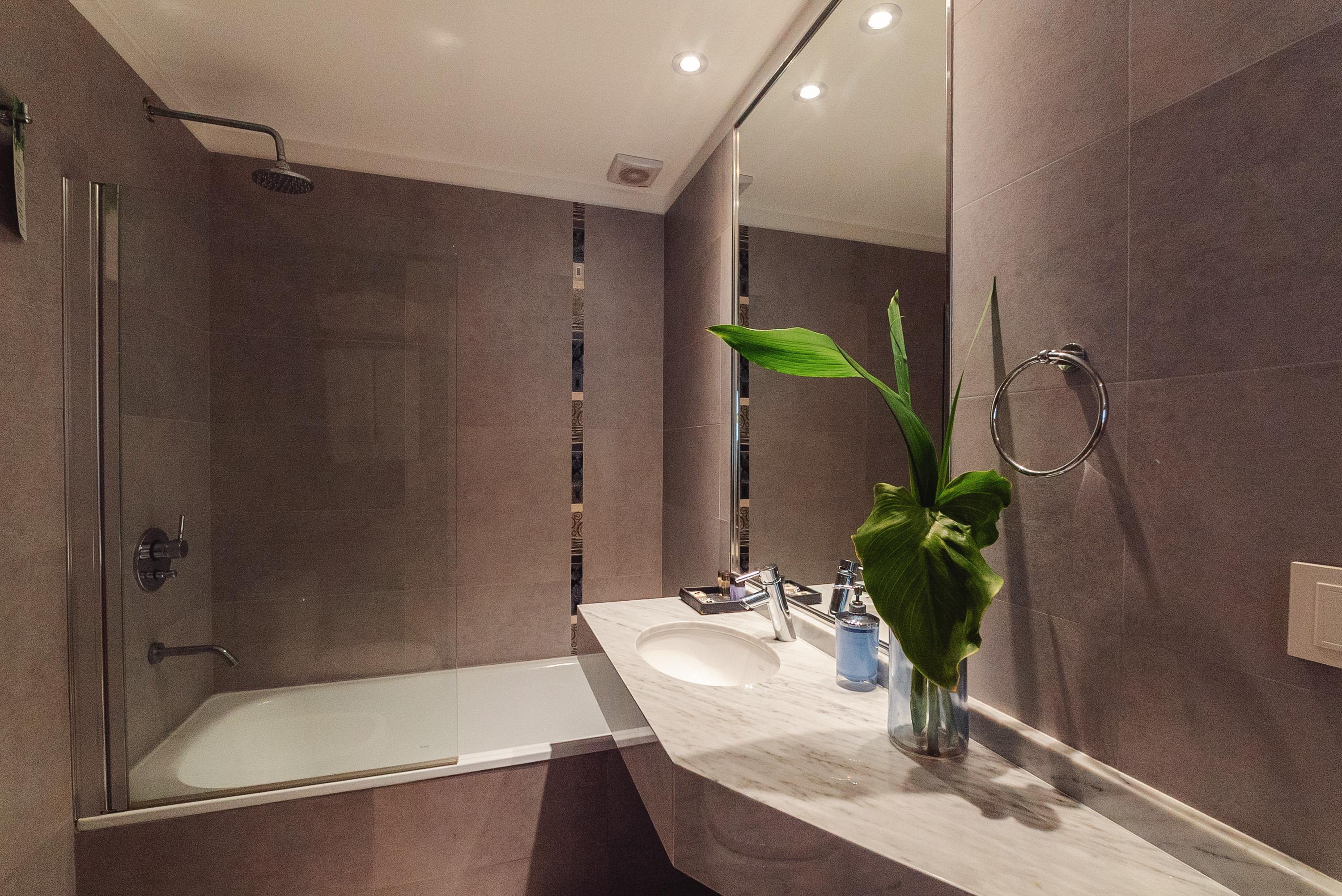 Arc Arenales Studios & Suites บัวโนสไอเรส ภายนอก รูปภาพ